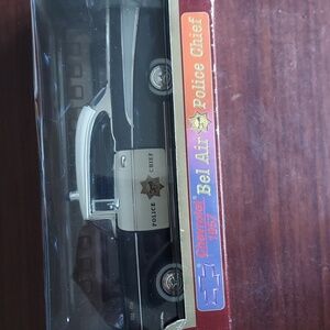 Road legends die cast metal 1957 Chevrolet  bel-air police chief New,1/18 scale.